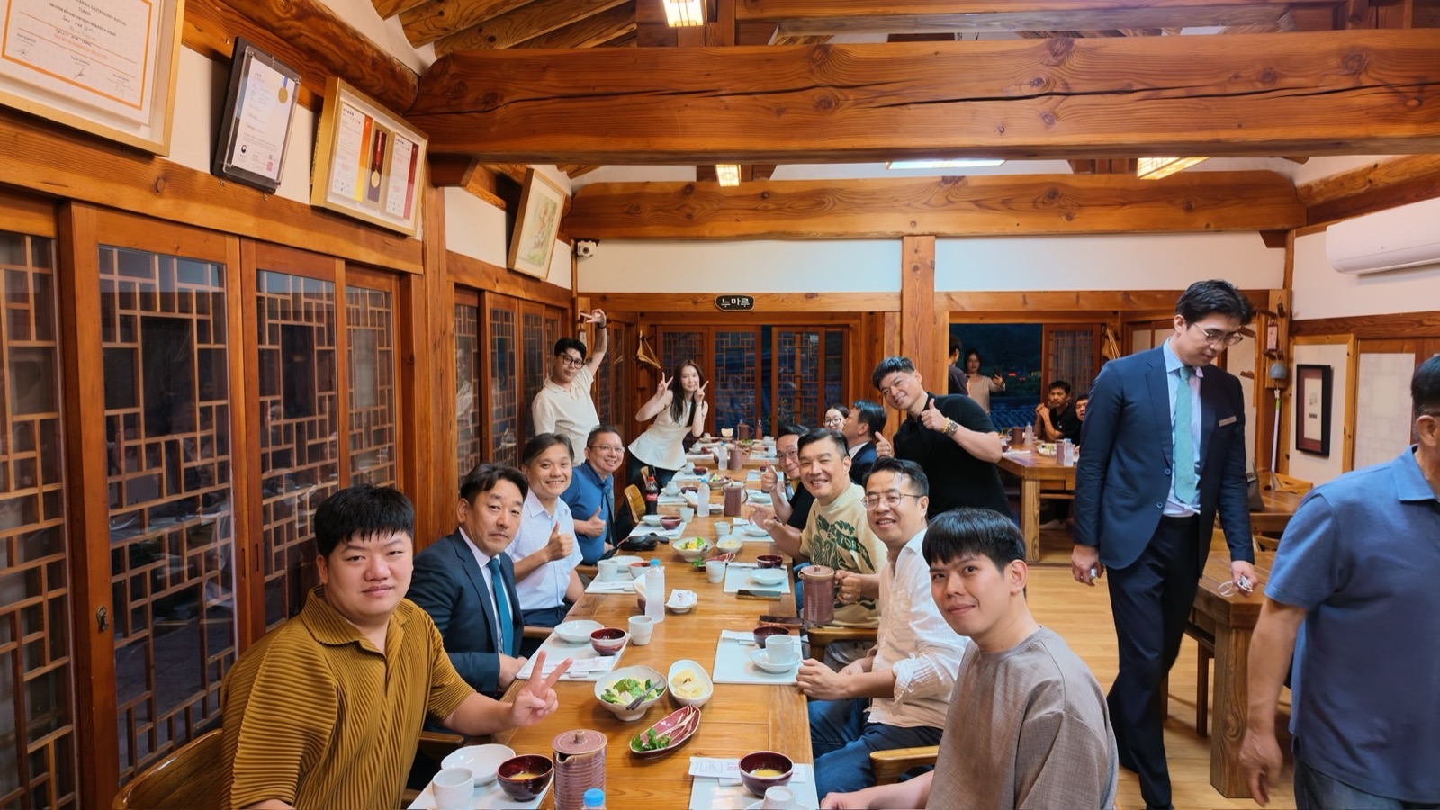 參訪團韓屋晚餐